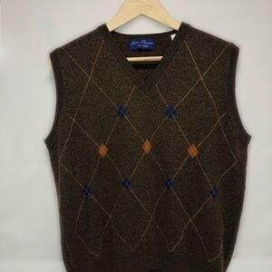 Alan Flusser Brown and Blue Argyle V-Neck Sweater Vest